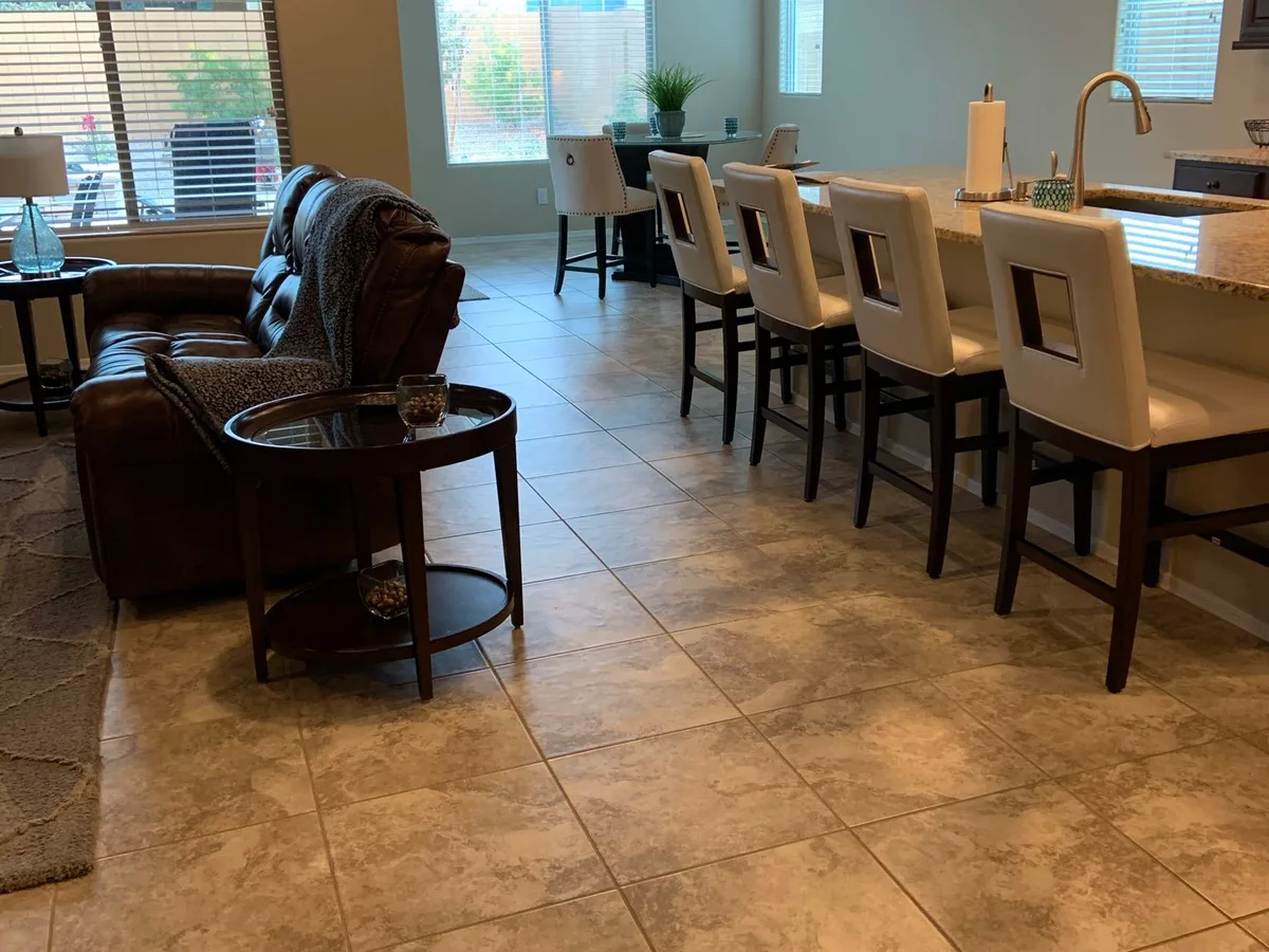 Clean, organized living room after a house cleaning in Goodyear, Arizona